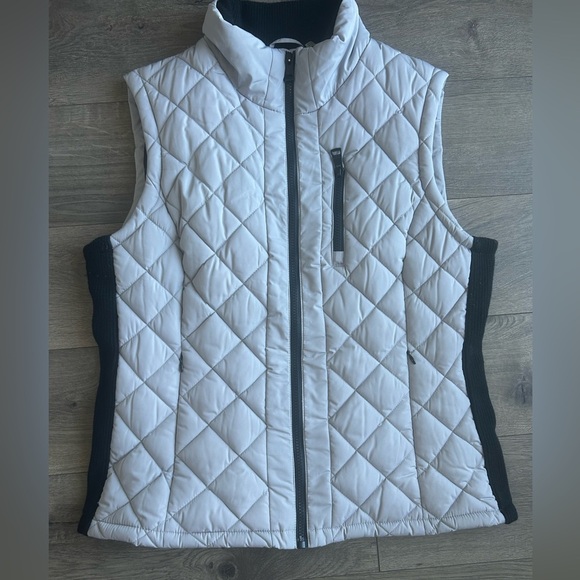 Women's Light Gray Quilted Vest with Black Accents - Picture 1 of 5